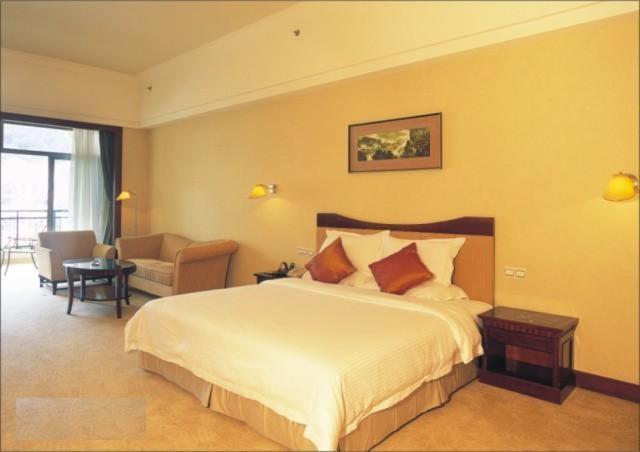 Phoenix Hotel Wuyi Jiangmen Habitación foto