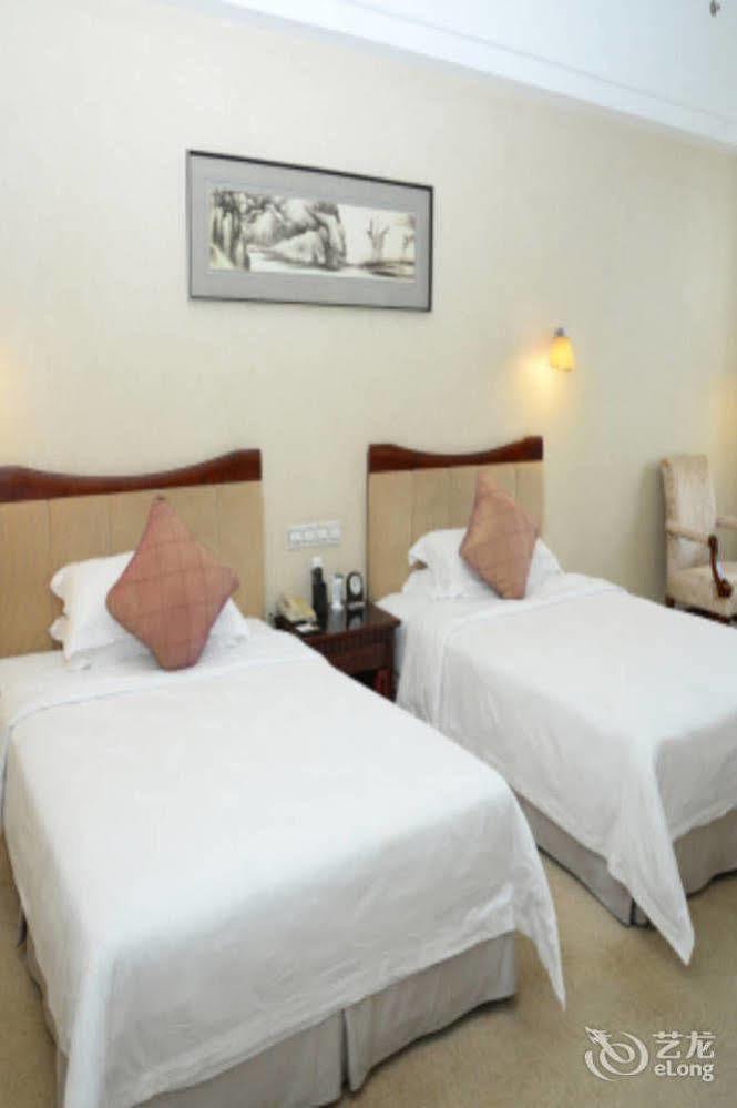 Phoenix Hotel Wuyi Jiangmen Exterior foto